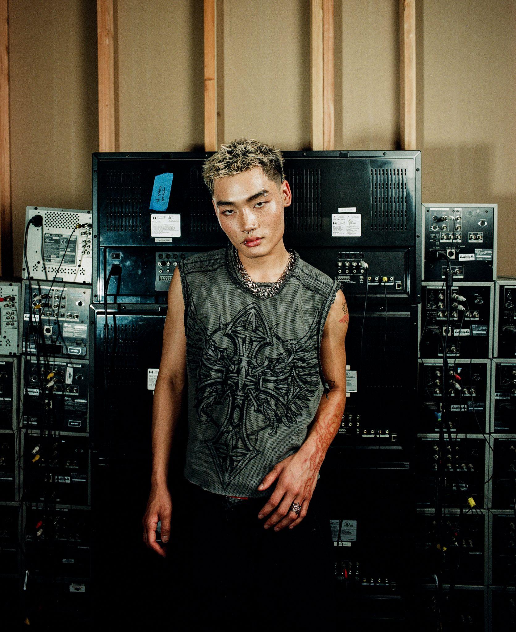 New Priest silver chain necklace